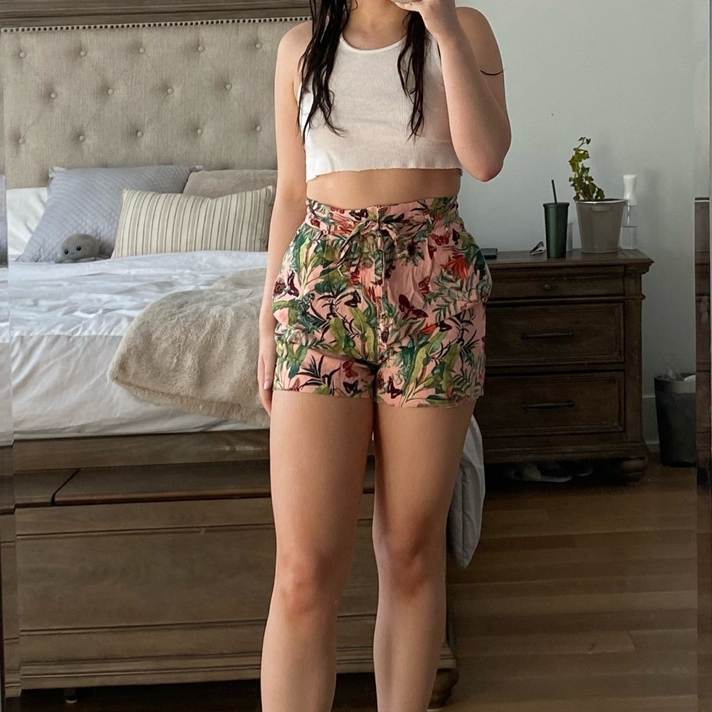 H&M Pink Floral Shorts